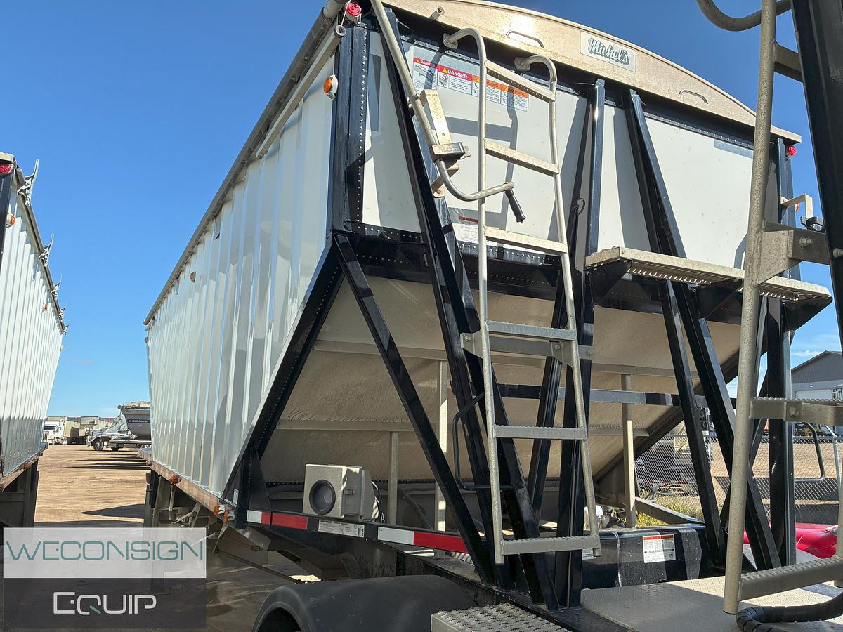 Used 2024 Lode King Super B Bottom End Dump Gravel Trailer