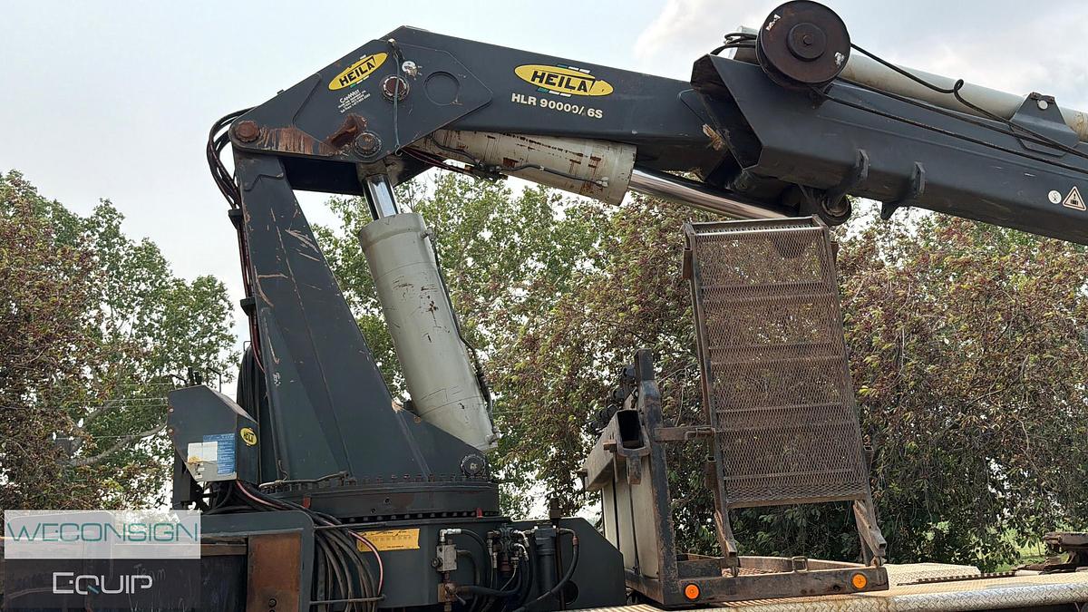 Used 2007 Freightliner FLD120SD 35 Ton Knuckle Boom Truck