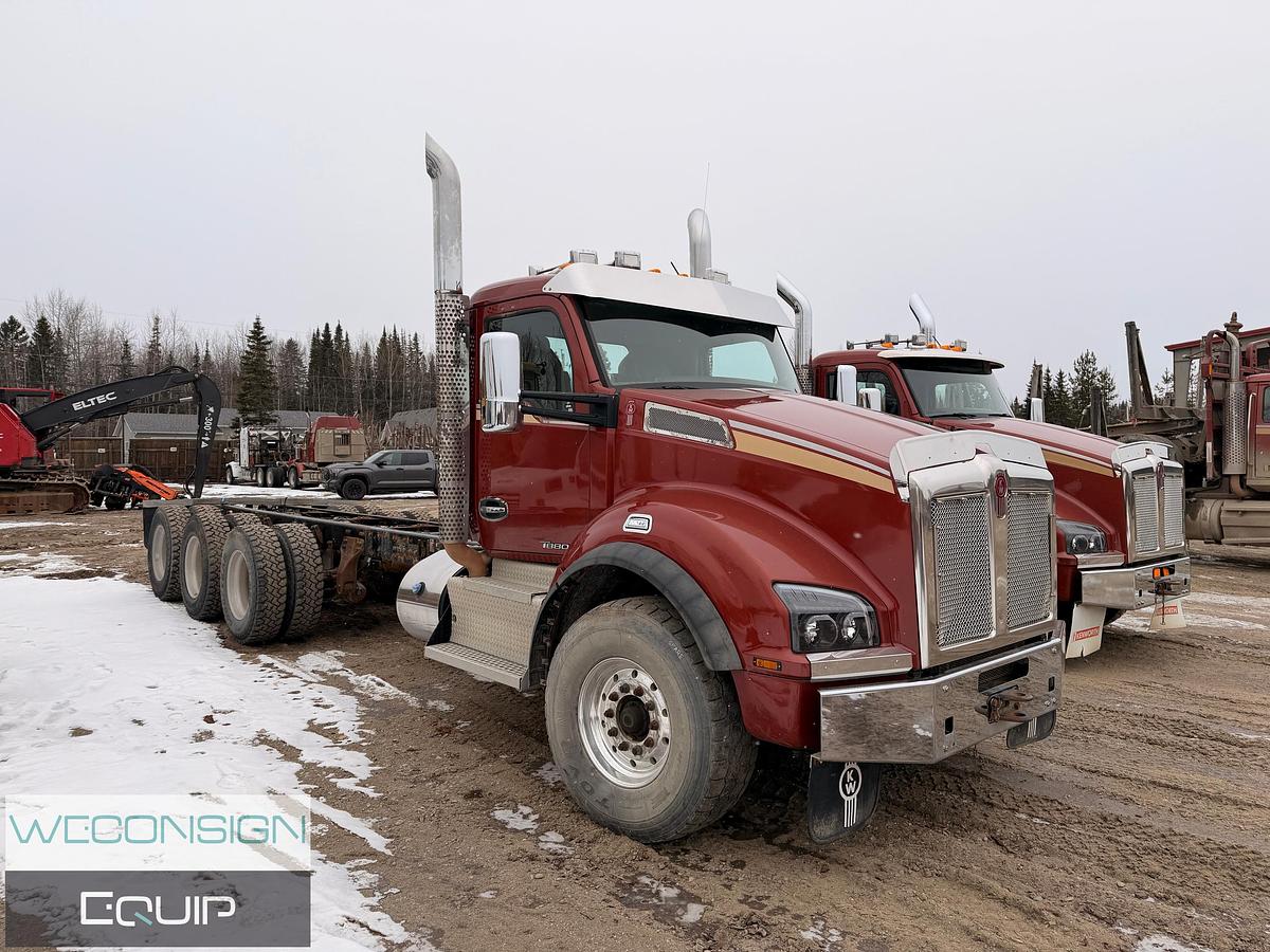Used 2017 Kenworth T880