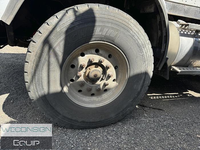 Used 2009 Kenworth T800 Boom/Crane Truck 