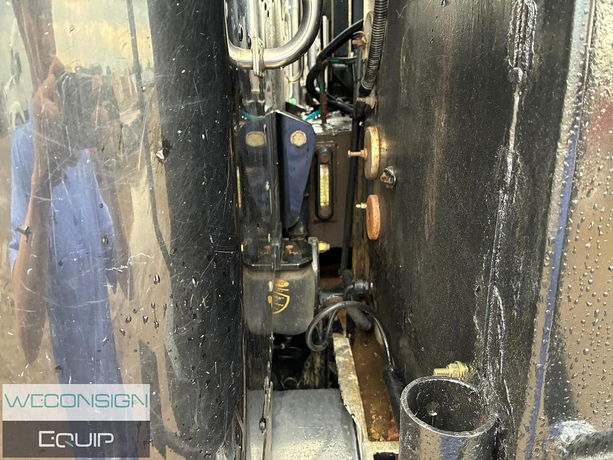 Used 2016 Peterbilt 367 Tri Drive Winch Truck