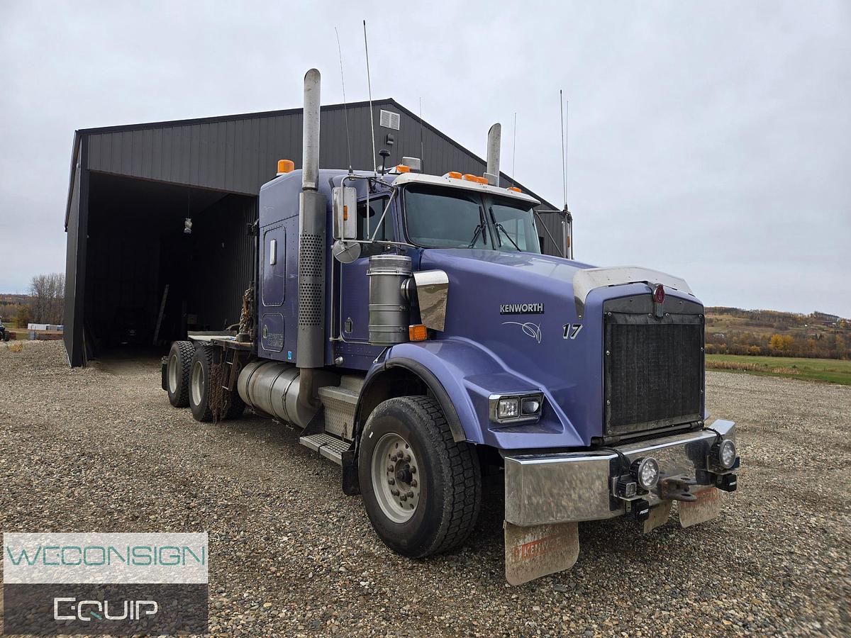 Used 2004 Kenworth T800 Winch Truck