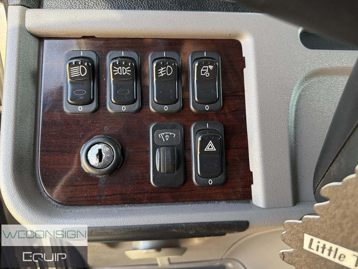 Used 2018 Peterbilt 567