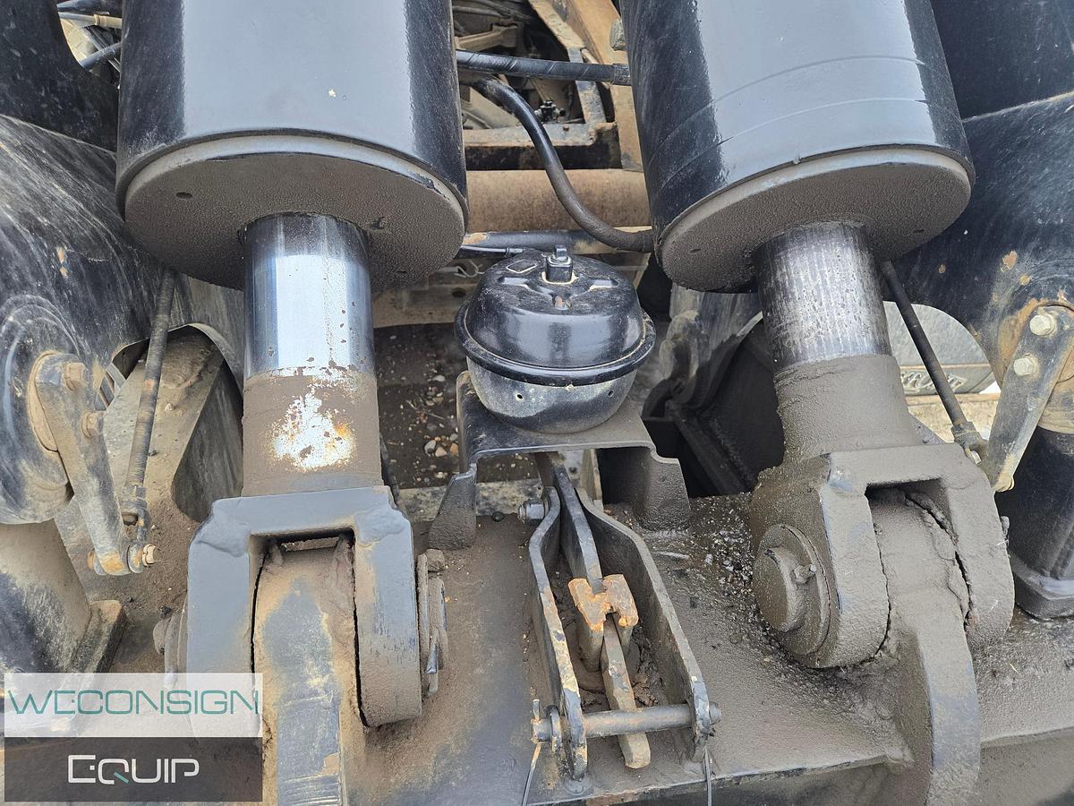 Used 2014 Pacesetter 55T 9 Axle Lowbed/Lowboy Trailer Combination