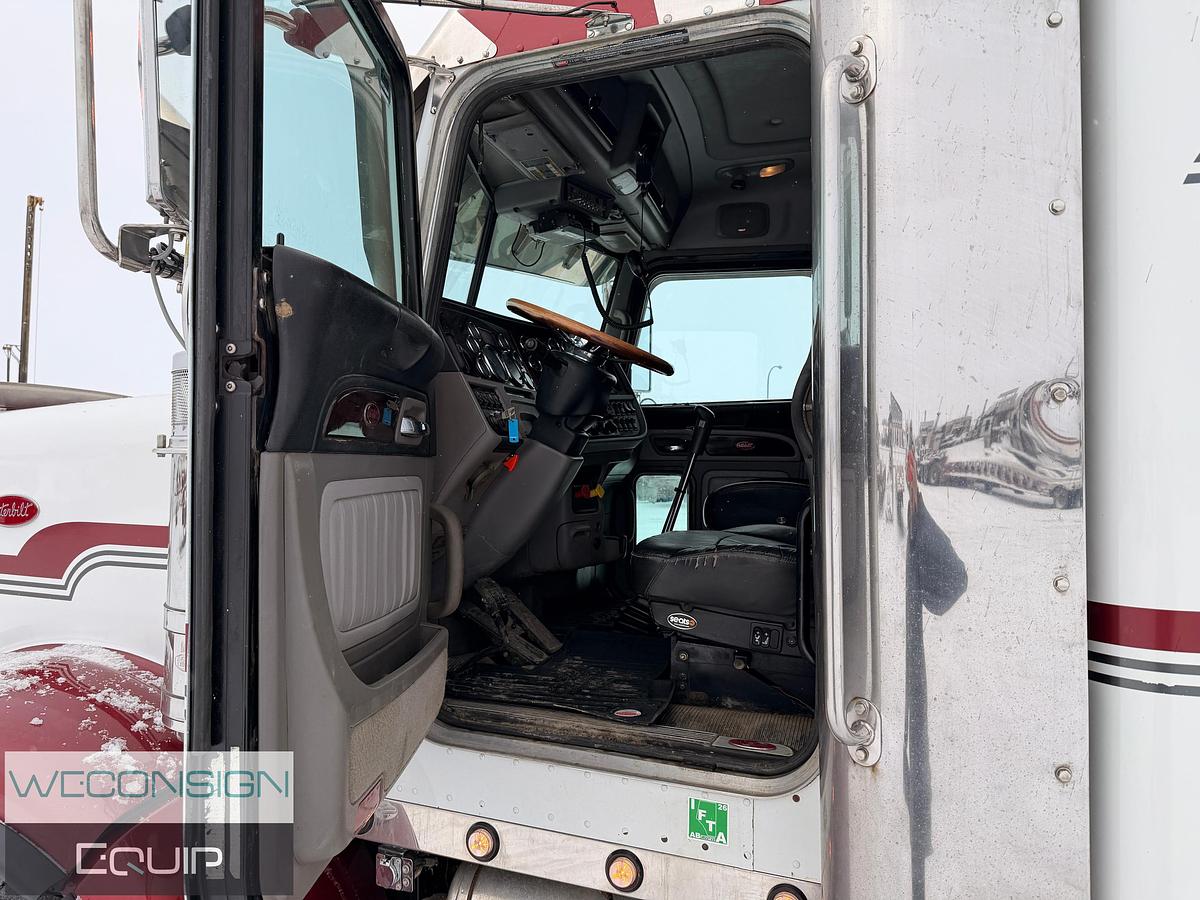 Used 2015 Peterbilt 367 Tri Drive Winch Truck