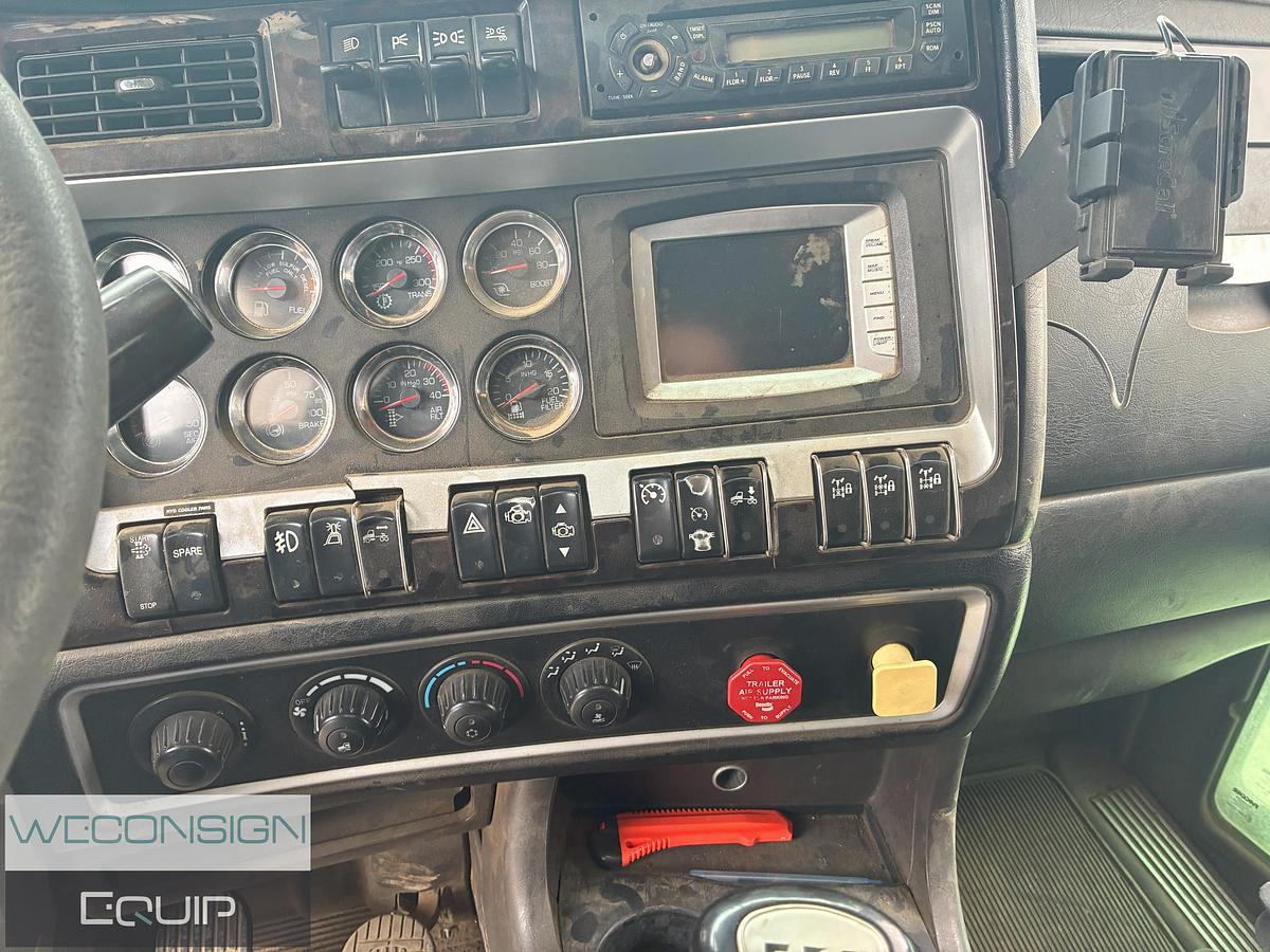 Used 2010 Kenworth SMV01