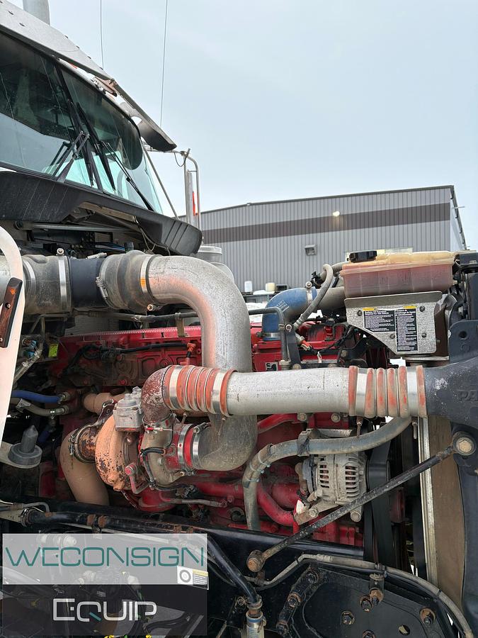 Used 2019 Kenworth T800 Winch Truck