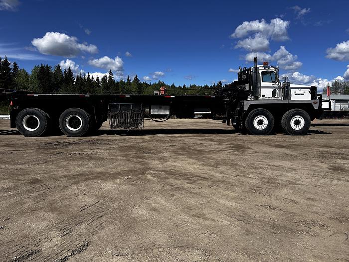 Used 2013 Western Star 6900XD Bed/Deck Truck