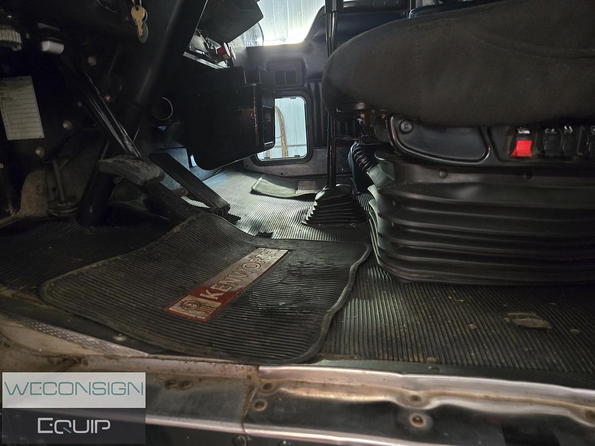 Used 1999 Kenworth Cabover