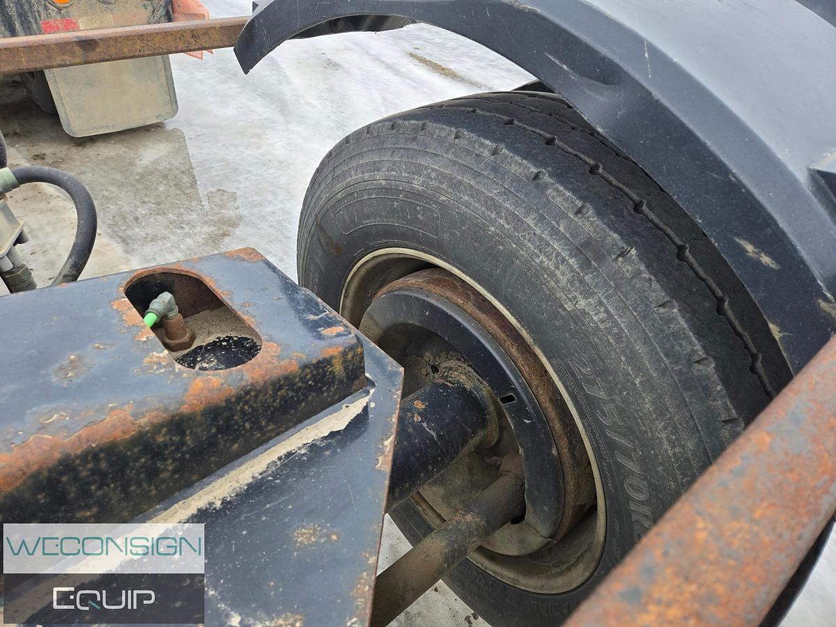 Used 2014 Pacesetter 55T 9 Axle Lowbed/Lowboy Trailer Combination