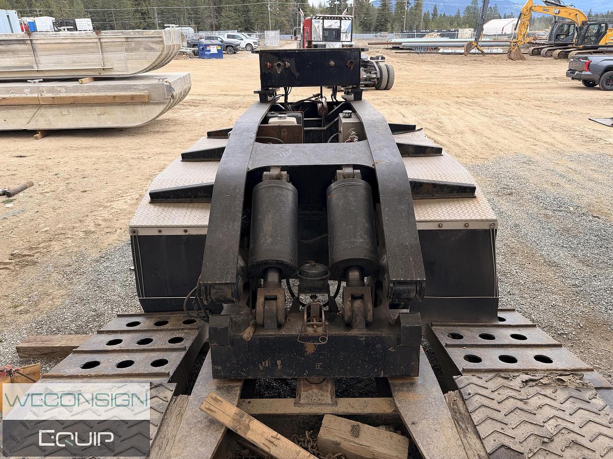 Used 2011 Pacesetter Lowbed
