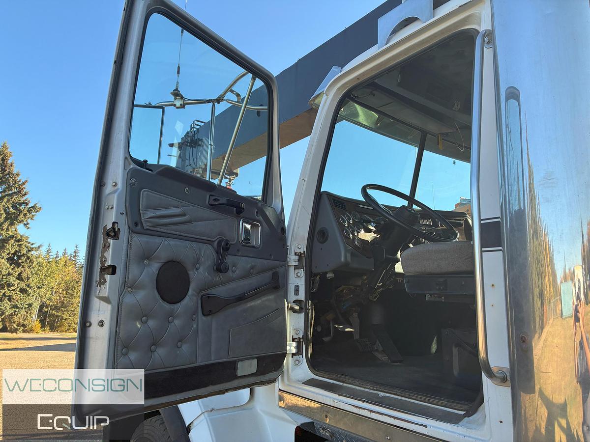 Used 1998 Western Star 4x6 Picker Truck