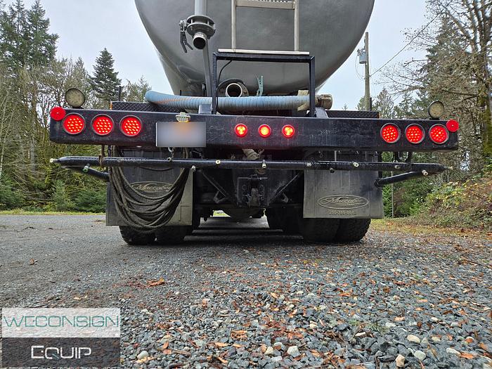 Used 2011 Western Star 4900SA Tri Drive Water Truck