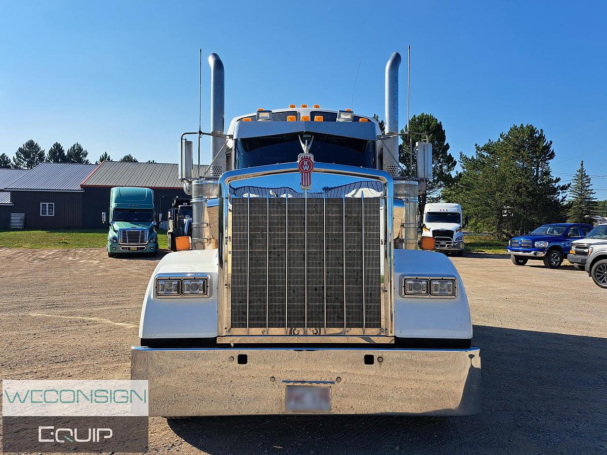 Used 2021 Kenworth W900B