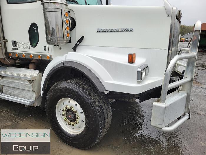 Used 2016 Western Star 4900SA Heavy Haul Truck Tractor