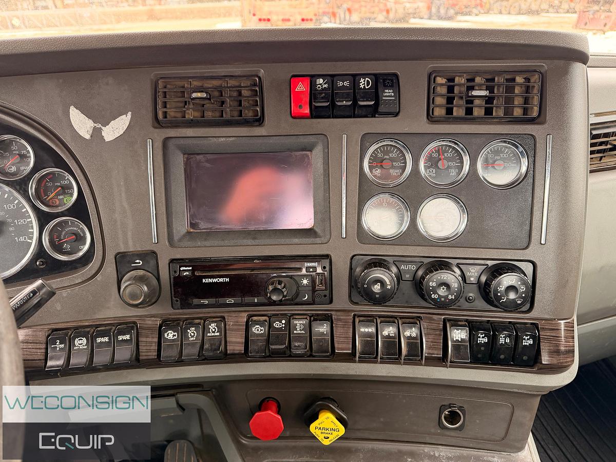 Used 2018 Kenworth T880