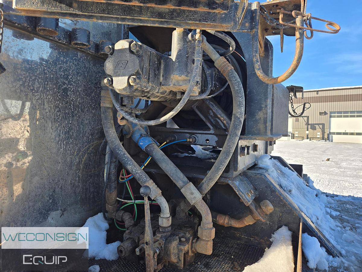 Used 2019 Kenworth T800 Winch Truck