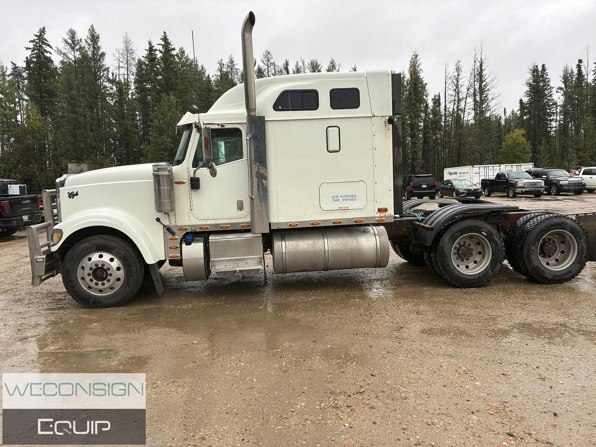 Used 2015 International Eagle Sleeper Truck