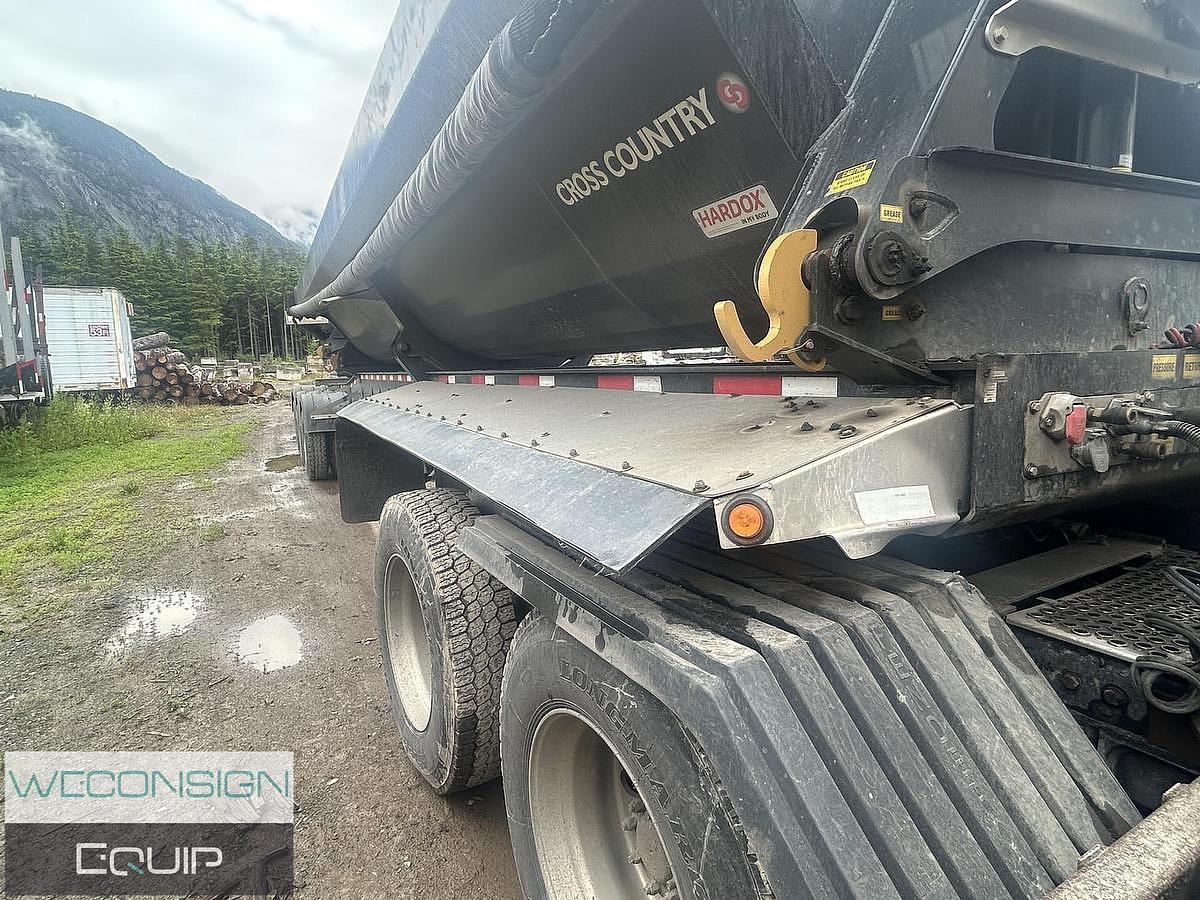 Used 2024 Cross Country Super B Side Dumps