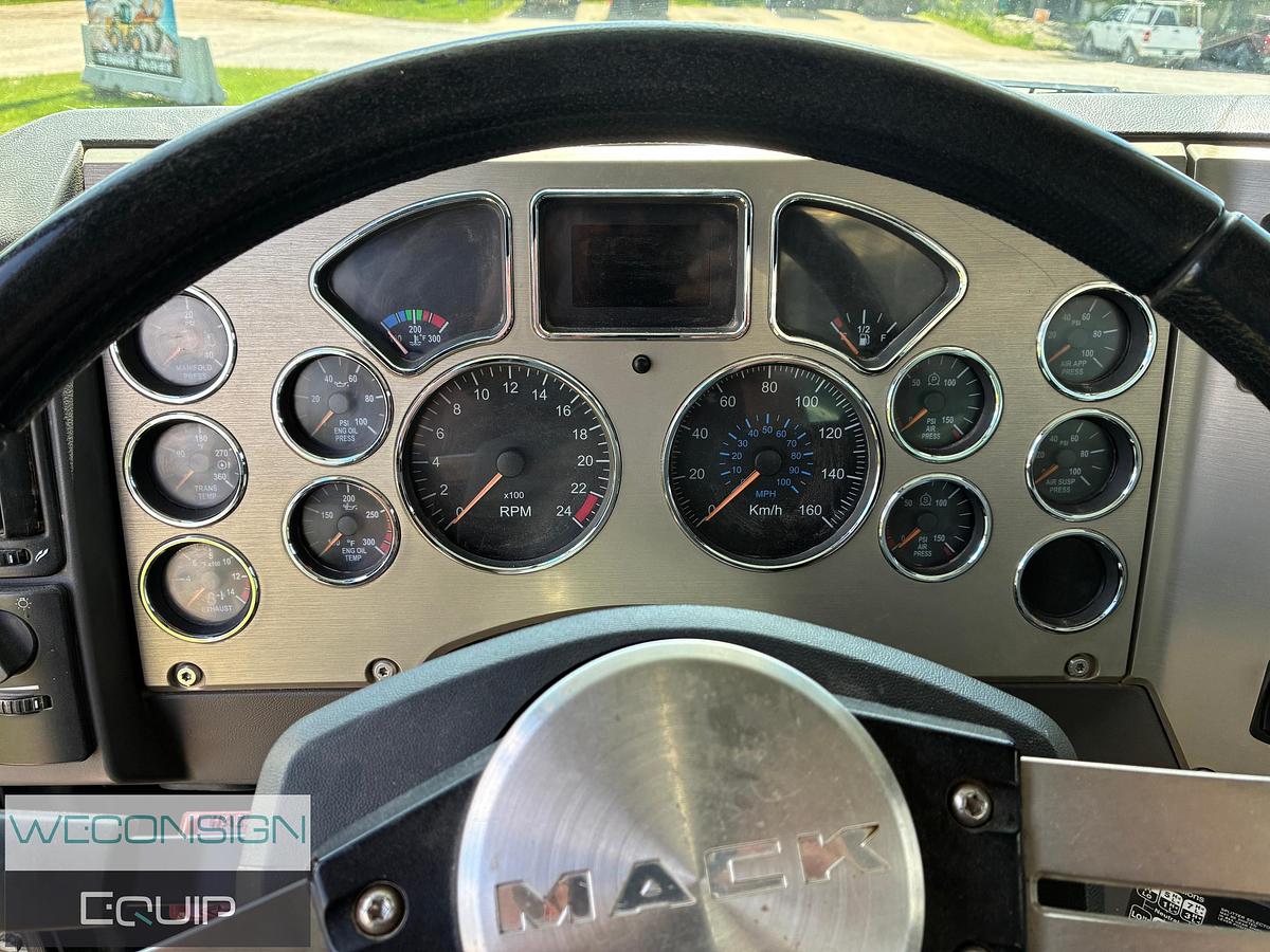 Used 2008 Mack GU713 Water Truck