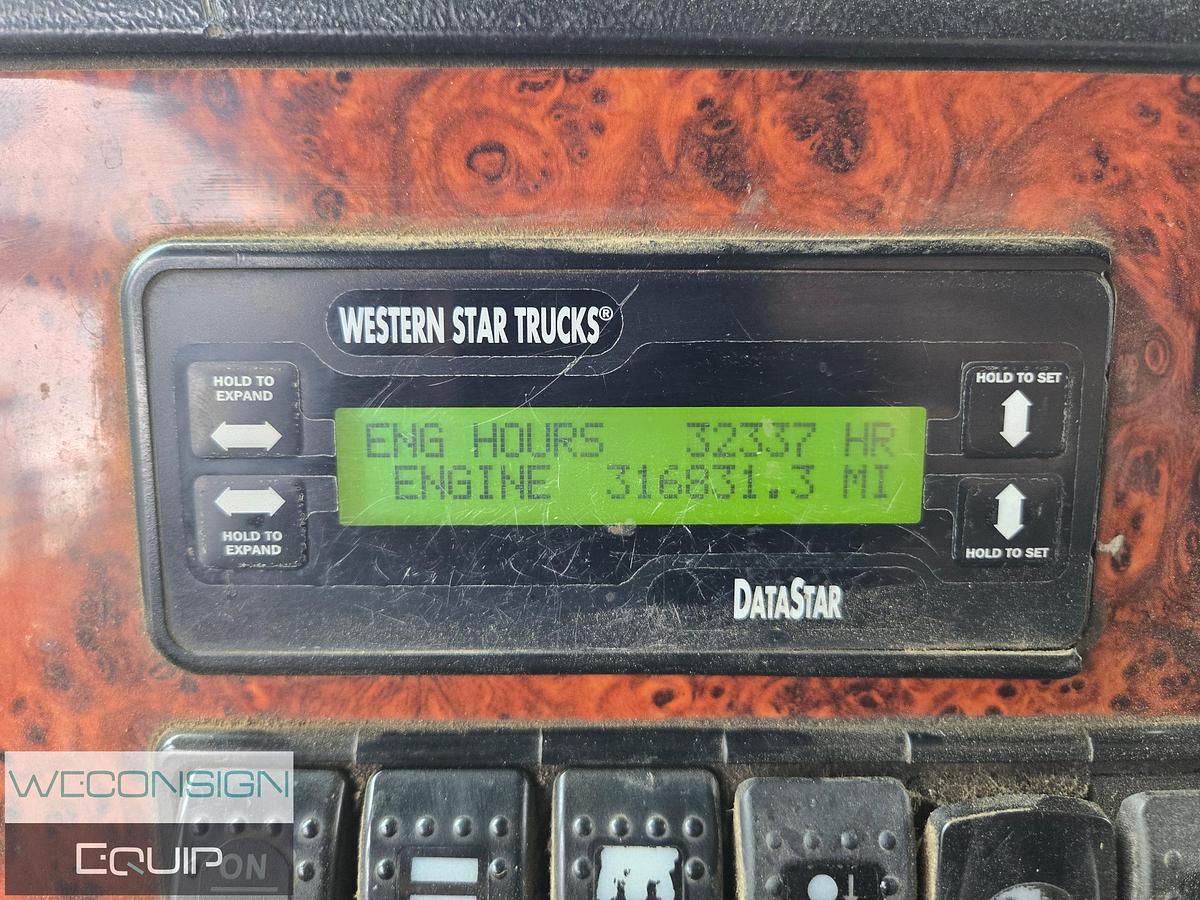 Used 2011 Western Star 4900 Tri-Drive DOT Hydrovac