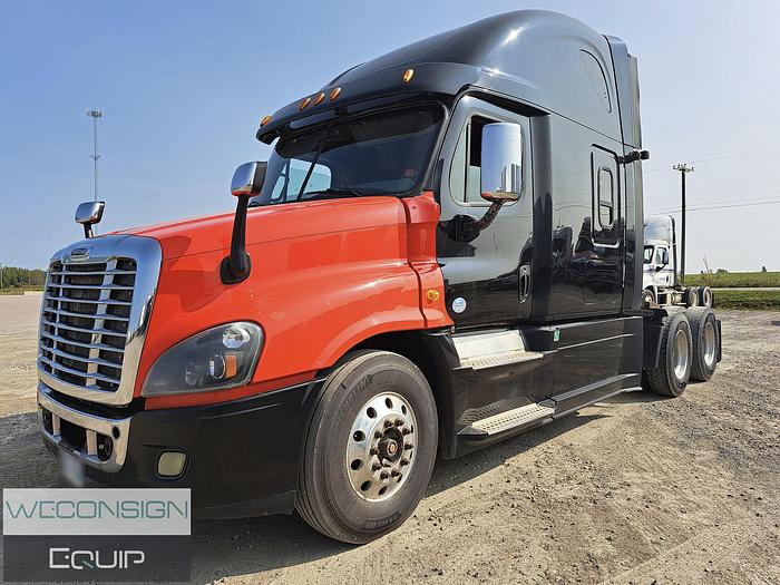 Used 2015 Freightliner Cascadia HWY Truck Tractor