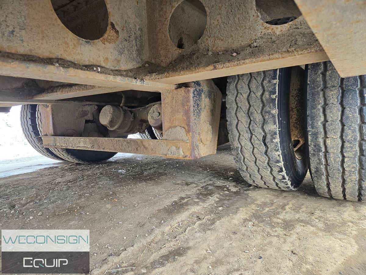 Used 2003 Knight 40T Scissorneck Lowbed