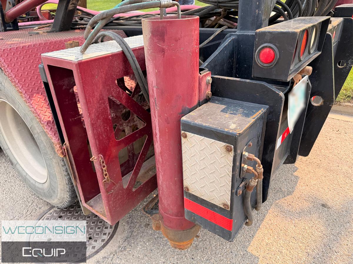 Used 2007 Freightliner FLD120 Snubbing Unit