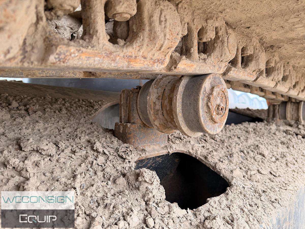 Used 2017 John Deere 250G LC Excavator