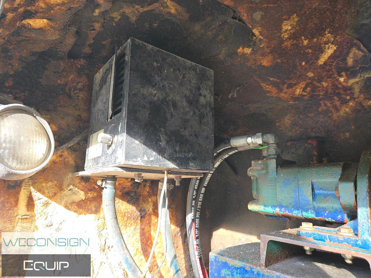 Used 1999 Western Star 5864S TA Water Truck