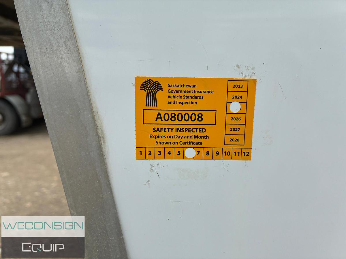 Used 2007 Wells Cargo Enclosed Doghouse Trailer