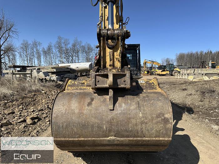 Used 2020 CAT 330 Next Gen Hydraulic Excavator