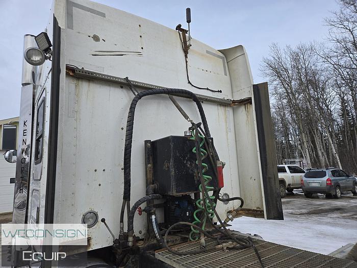 Used 2017 Kenworth T800 TA Wet Kit Tractor