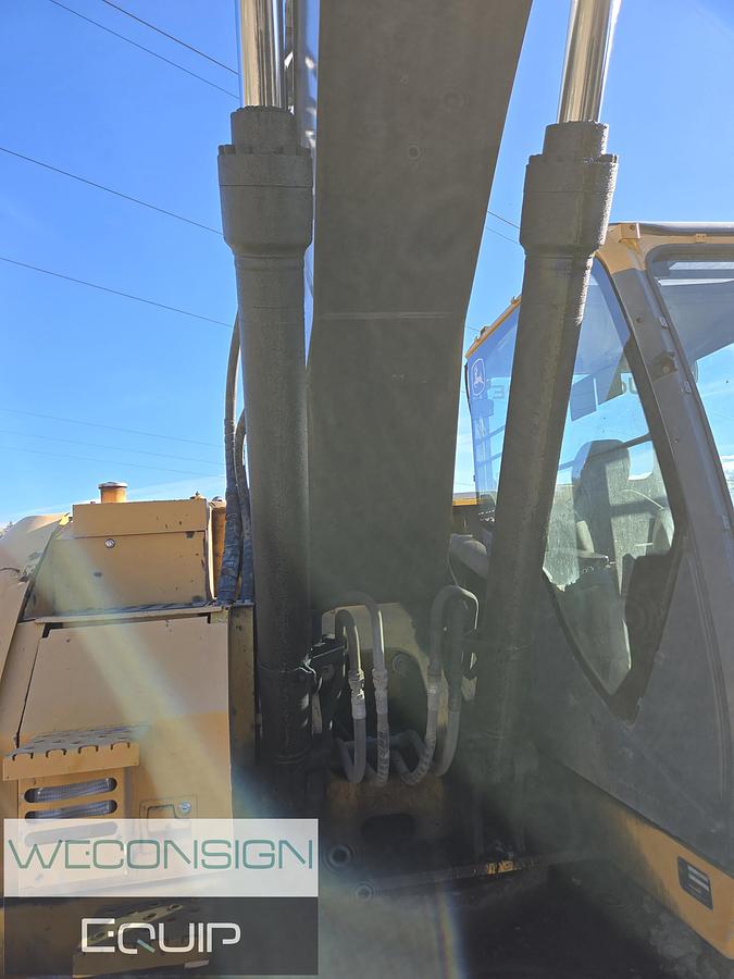 Used 2011 John Deere 225D LC