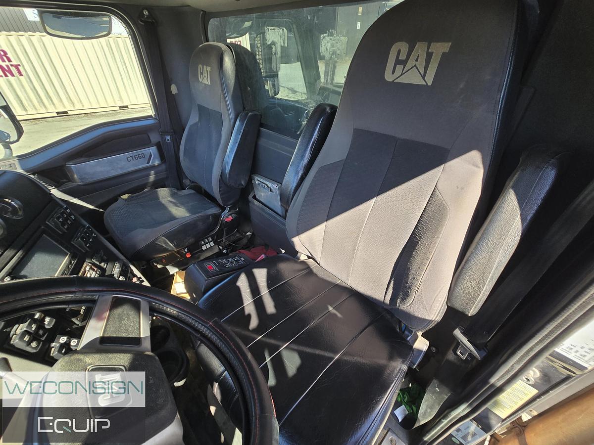 Used 2015 CAT Hydro Excavator