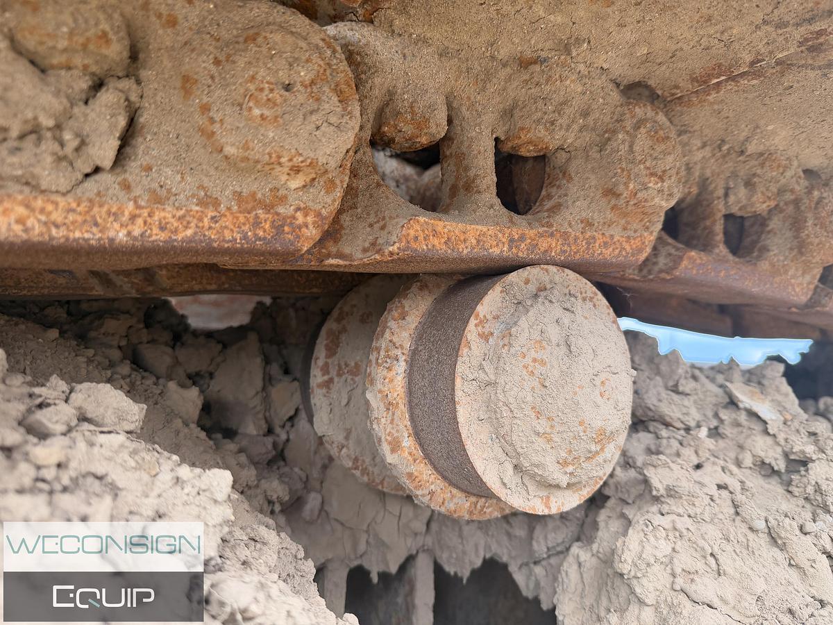 Used Komatsu PC170LC-11