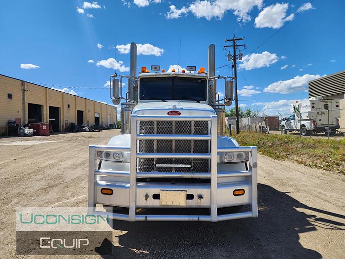 Used 2013 Peterbilt 367 Semi-Vacuum