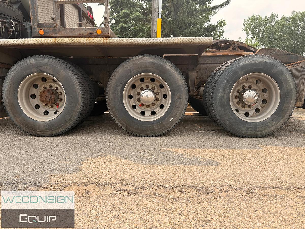 Used 2007 Freightliner FLD120SD 35 Ton Knuckle Boom Truck