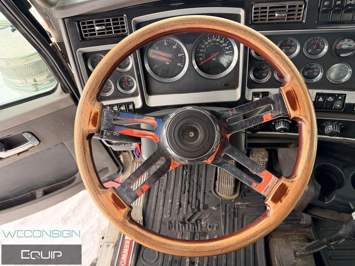 Used 2011 Kenworth T800 Tri Drive Texas Bed Truck