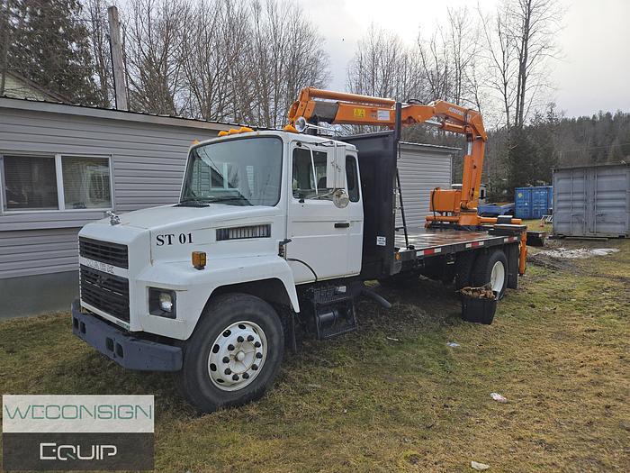 Used 1996 Mack CS200P Single Axle Boom/ Crane Truck