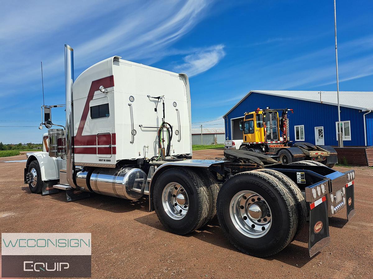 Used 2024 Peterbilt 389 Sleeper Truck Tractor