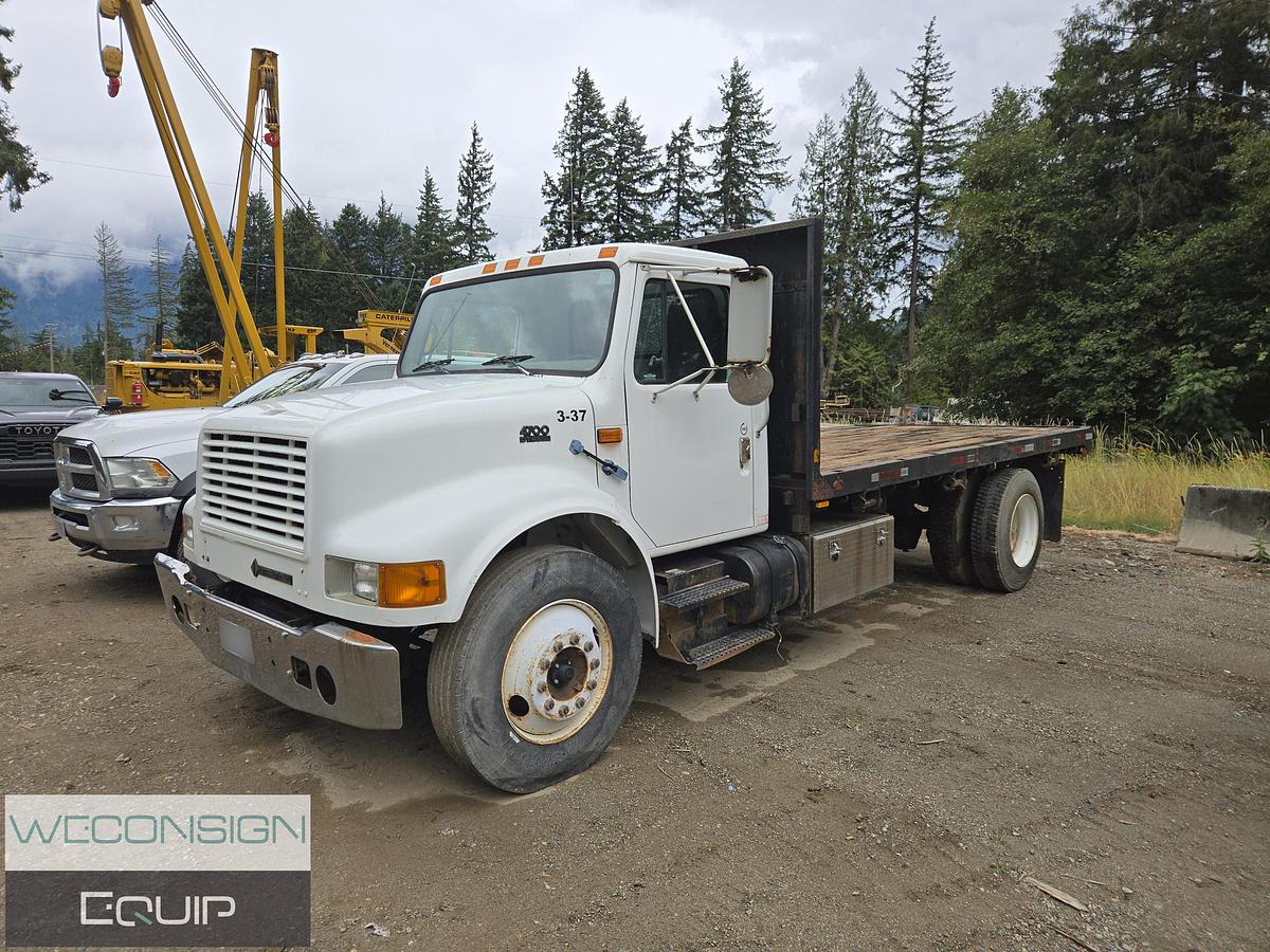 Used 2000 International 4700DT 466E Flat Deck Truck