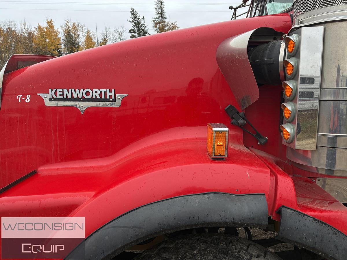 Used 2005 Kenworth T800 Heavy Haul Truck Tractor