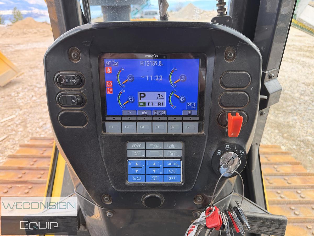 Used 2014 Komatsu D65i Dozer