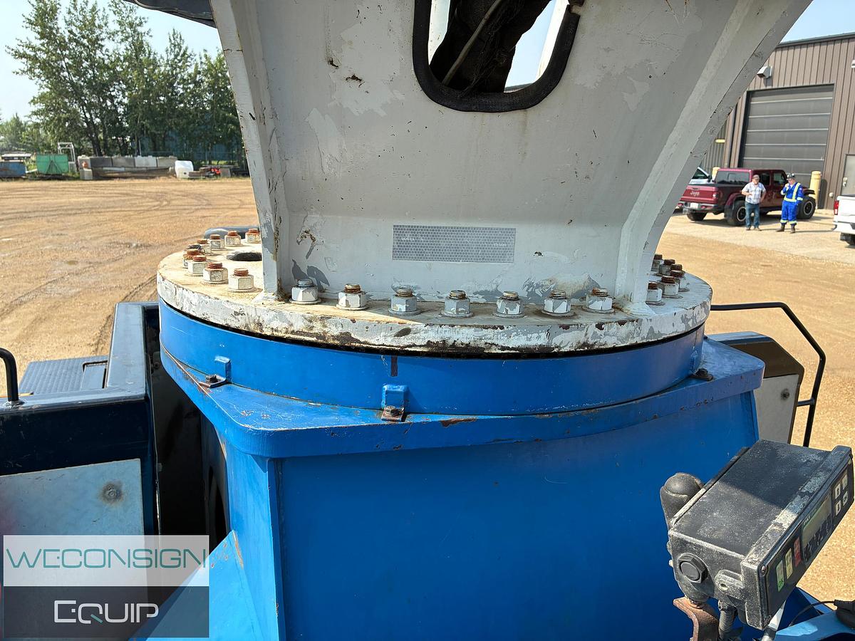 Used 2006 Kenworth T800 35T Picker Truck