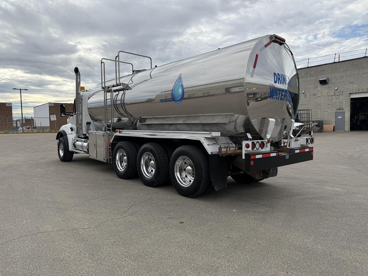 Used 2019 Kenworth T800