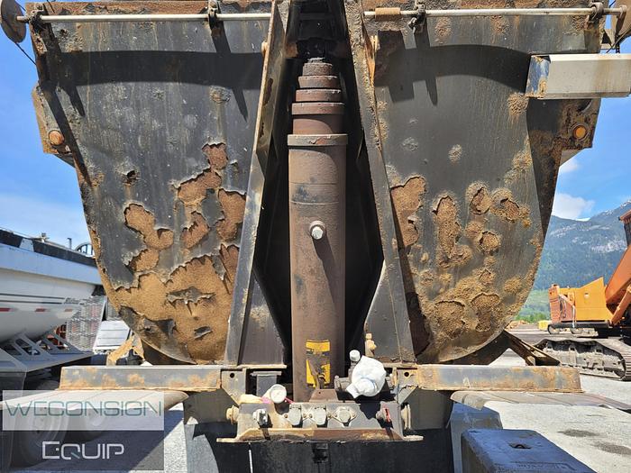 Used 2003 Doepker End Dump/Gravel