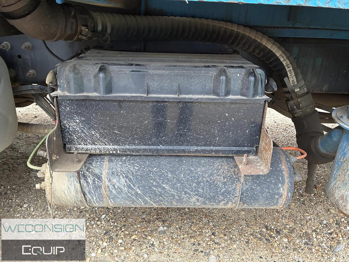 Used 2009 International 4400SBA 4x2 Vacuum Truck