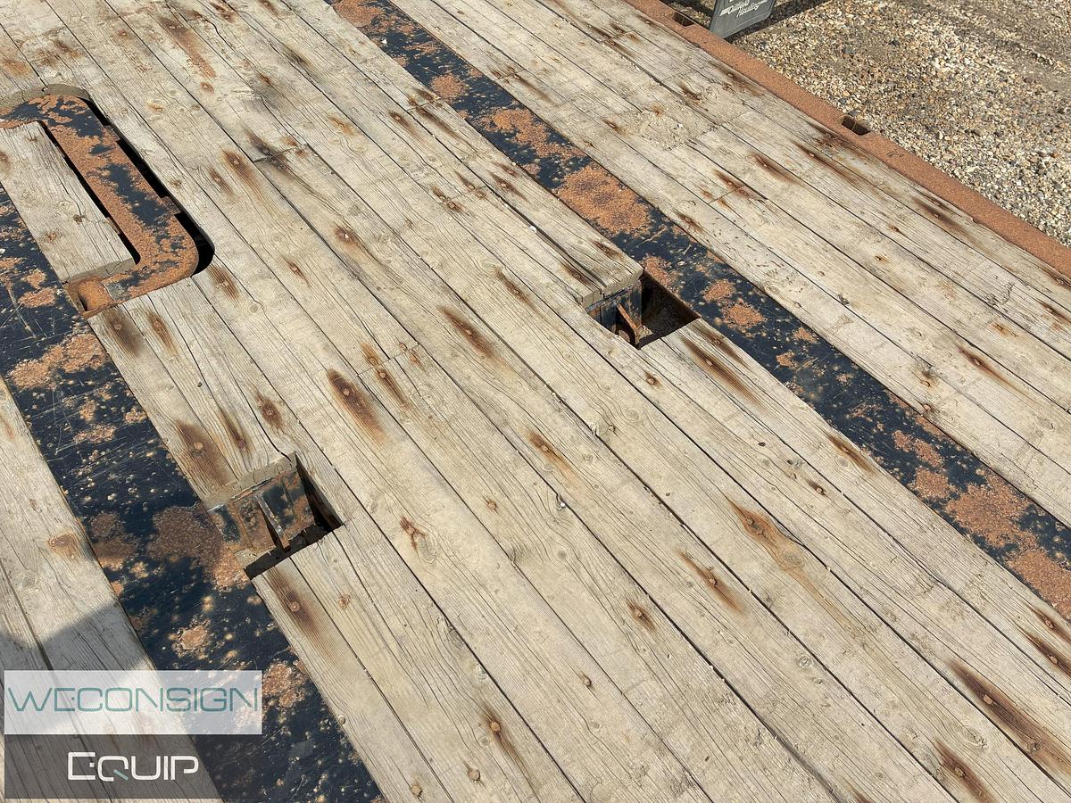 Used 2011 Doepker HB140701 Super B Flat Deck