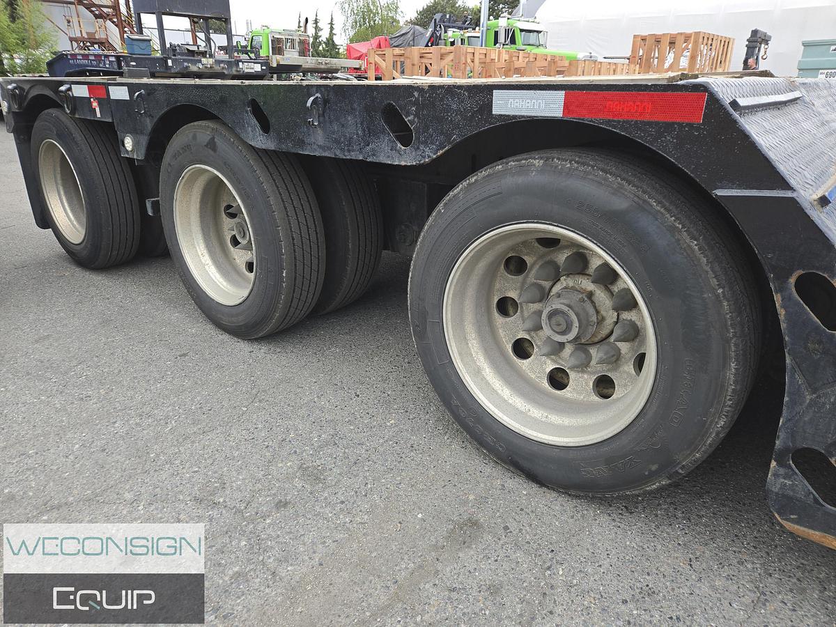 Used 2011 XL Tri-Axle RGN Lowbed